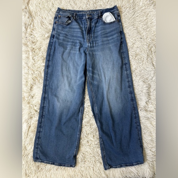 American Eagle Curvy Super High Rise Baggy Straight Jeans   Size 16 - Picture 2 of 11